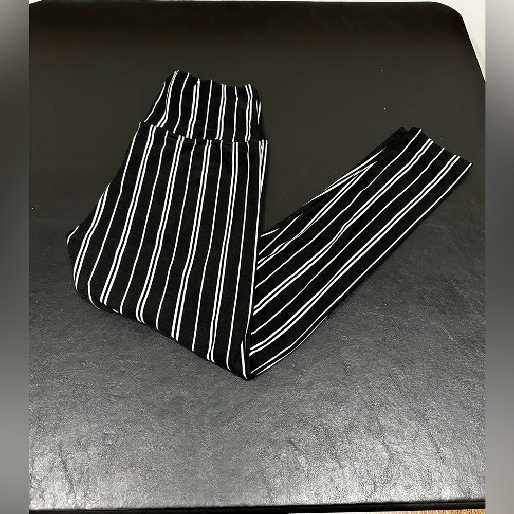 🖤 BOGO 🖤 Stretch Leggings